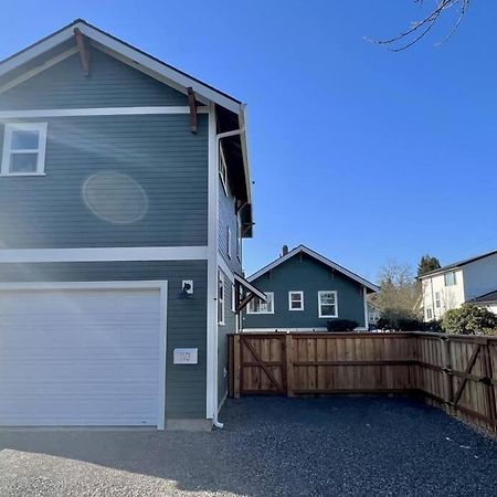 Brand New Custom Built Cottage In Downtown W/Pool! سالم المظهر الخارجي الصورة